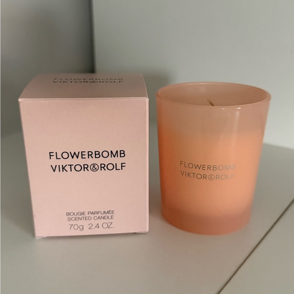 Viktor & Rolf Flowerbomb Scented Candle